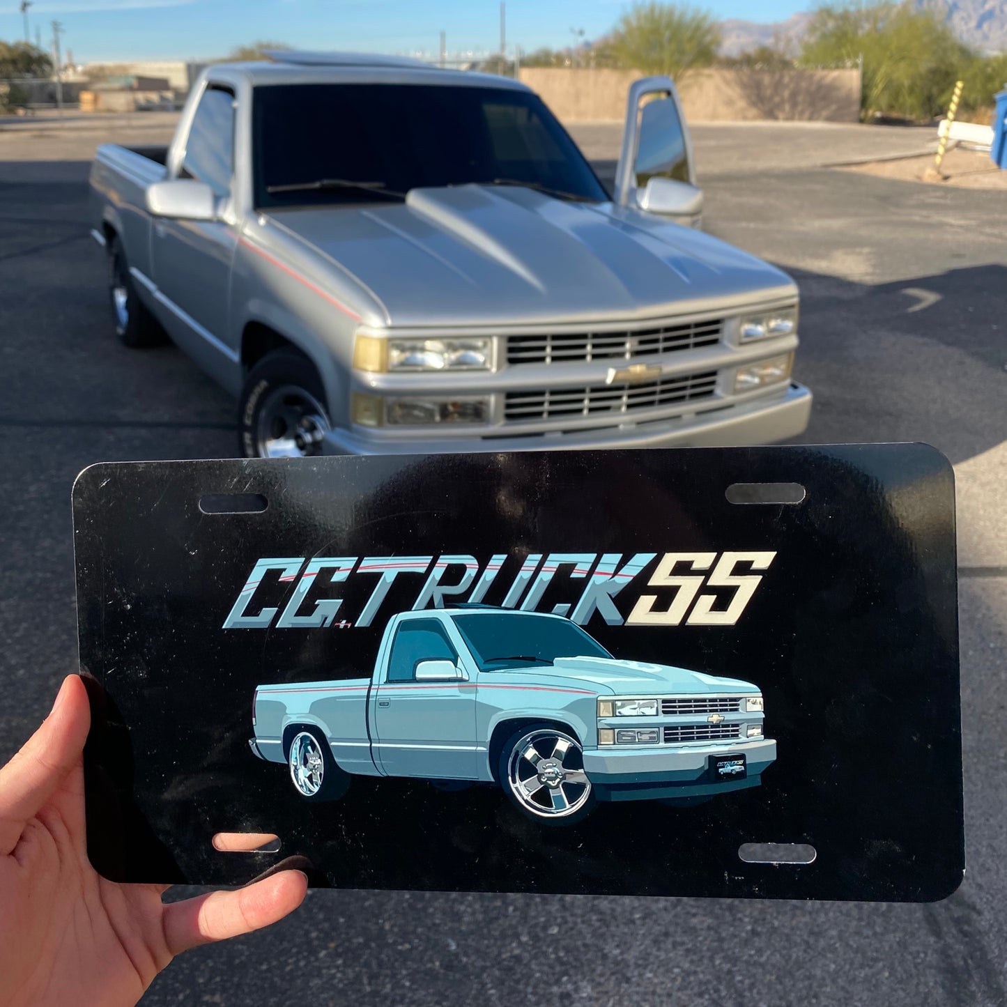 @520.oby X CGTruckss vanity plate (Black)